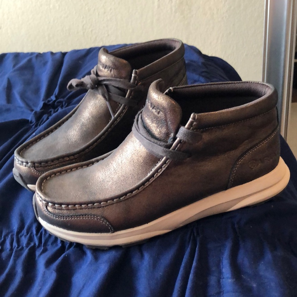 Brand New women Ariats Spitfire